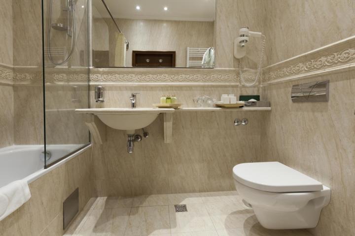 Elevate Your Bathroom with World Of Carpentry Inc.'s Remodeling Services